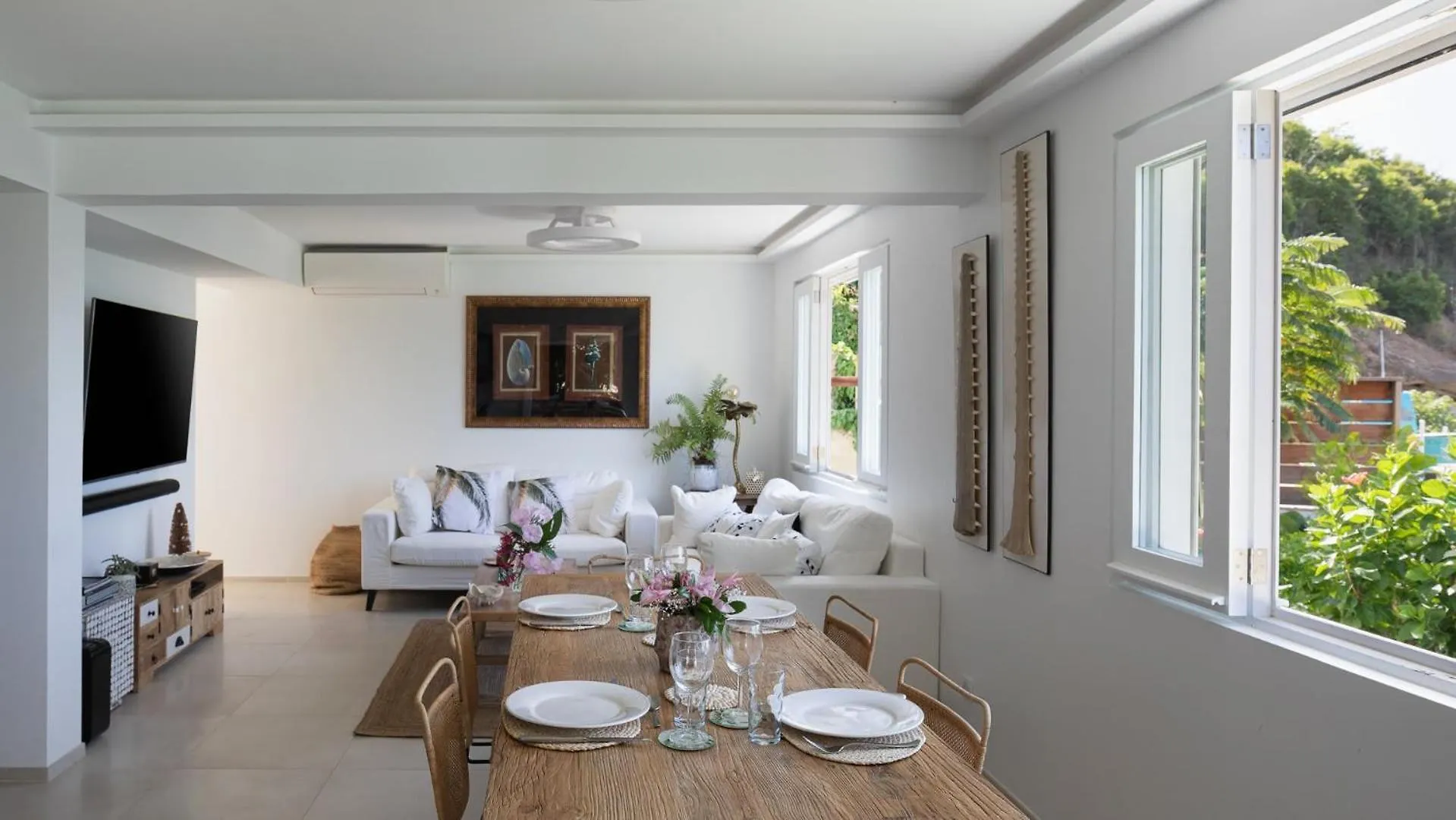 Caribbean Style Villa With Lush Environment St. Barthelemy